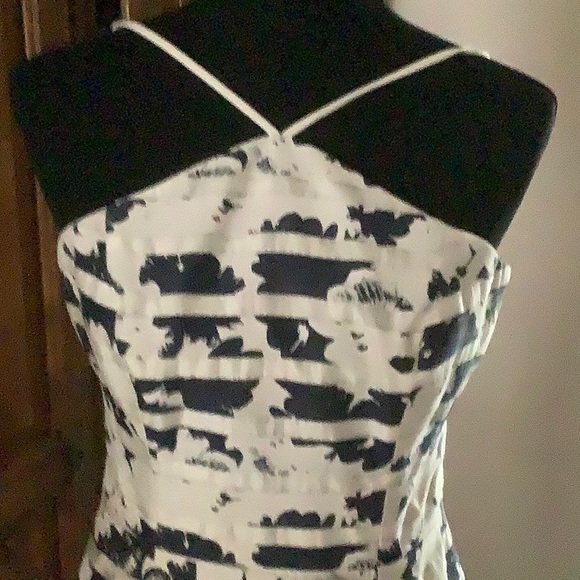 Black halo shift dress - Picture 2 of 8